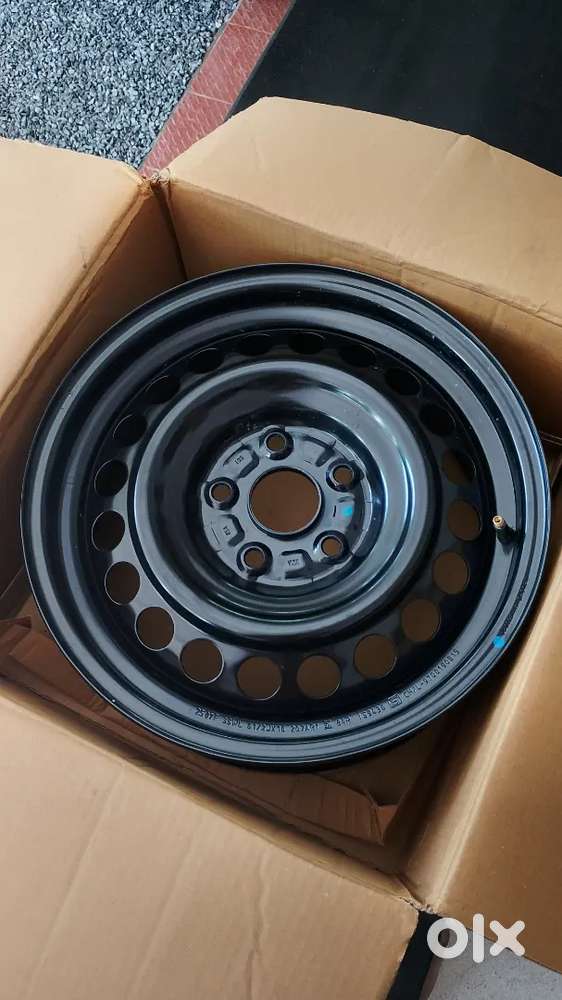 Wheel rim for brezza and s cross