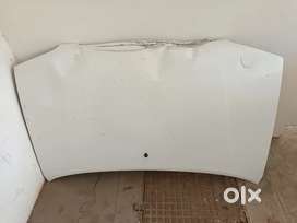 Bonnet Alto lxi 2008 white
