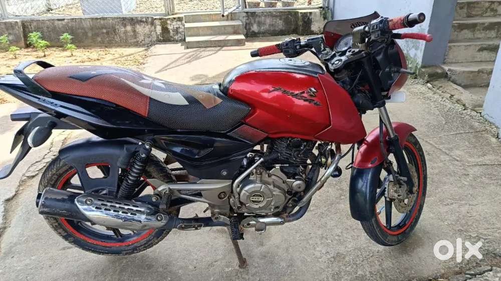 Pulsar 150