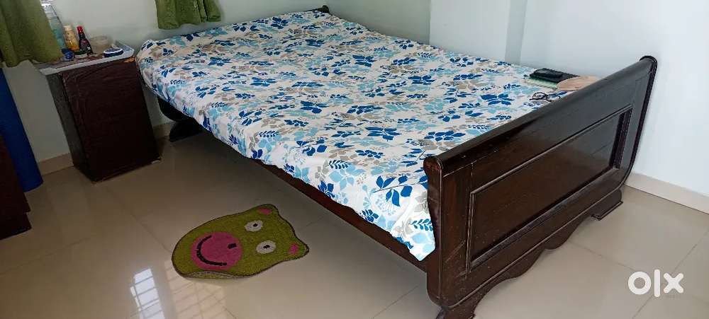 Tick wood Single Bed