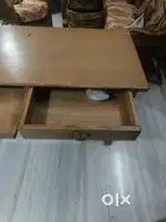 Computer table