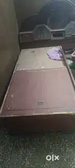 Bed tow of double bed And Single bed for sale