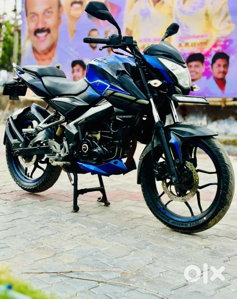 BAJAJ PULSAR NS 160