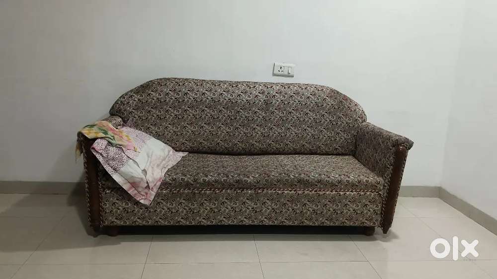 3 seater sofa with centre table