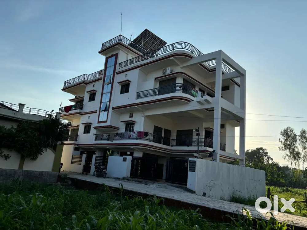 Very close to Azamgarh railway station