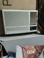 Window ac 1.5 ton 3 star hitachi company