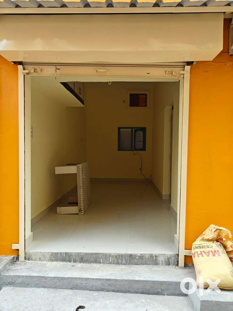 Prime Commercial Shop / Office Space for Rent