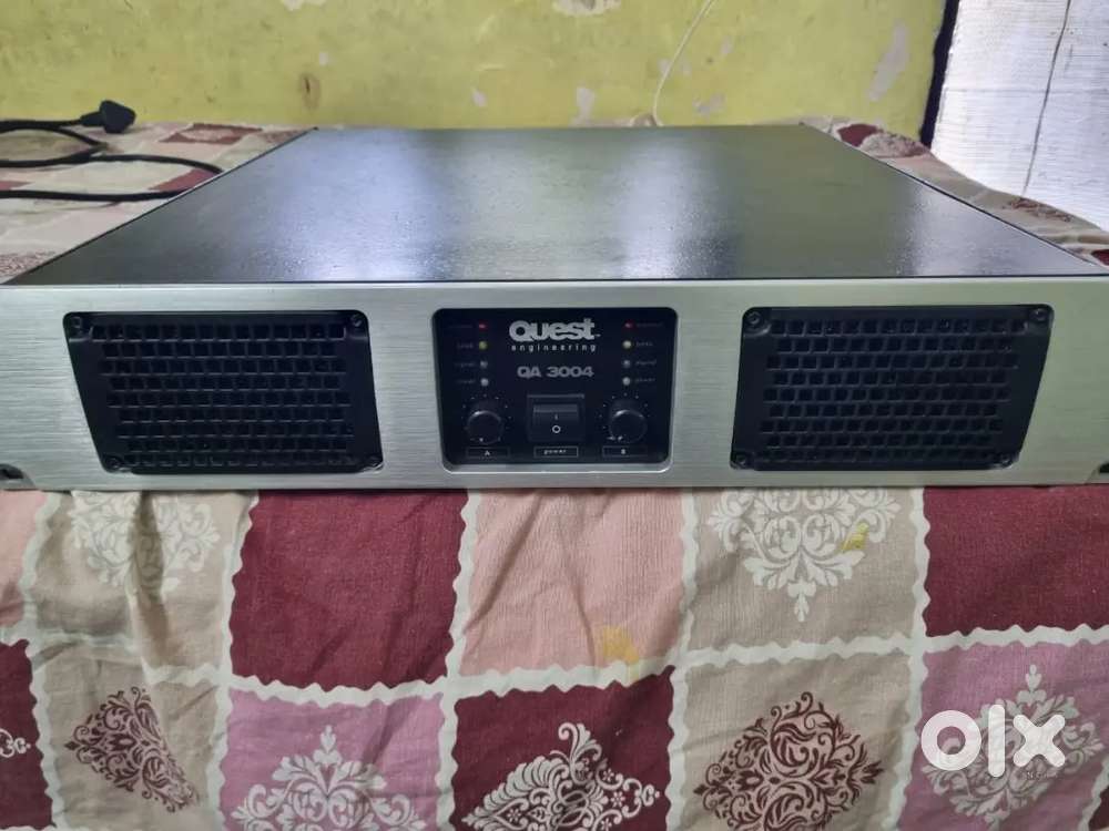 Quest power amplifier in mint condition