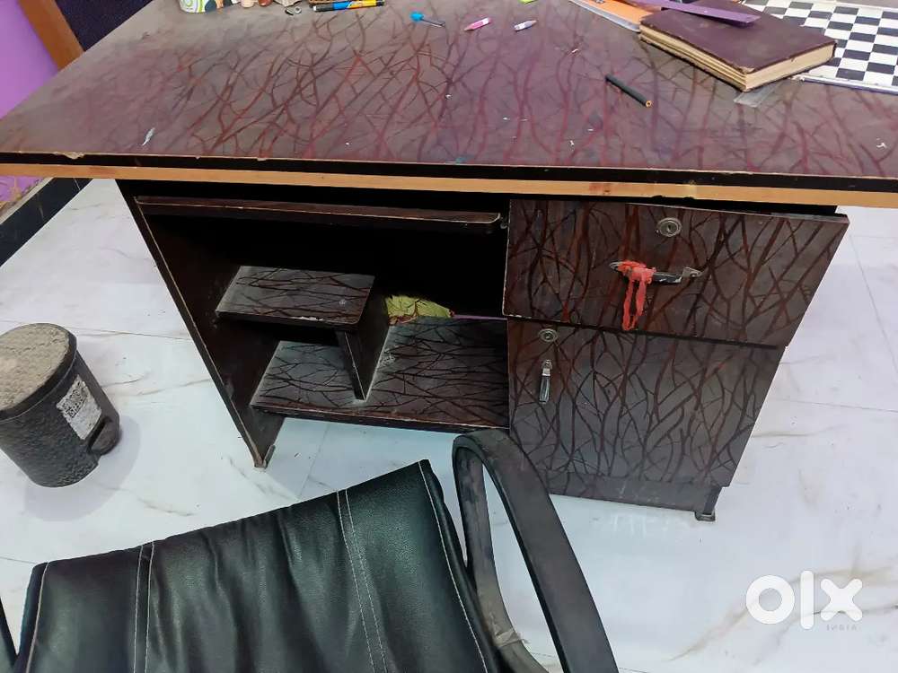 Office Table , Computer Tablet