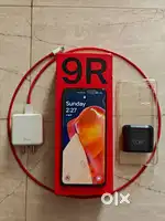 OnePlus 9R 5G with Boat Wireless Earbuds Both in Excellent Condition