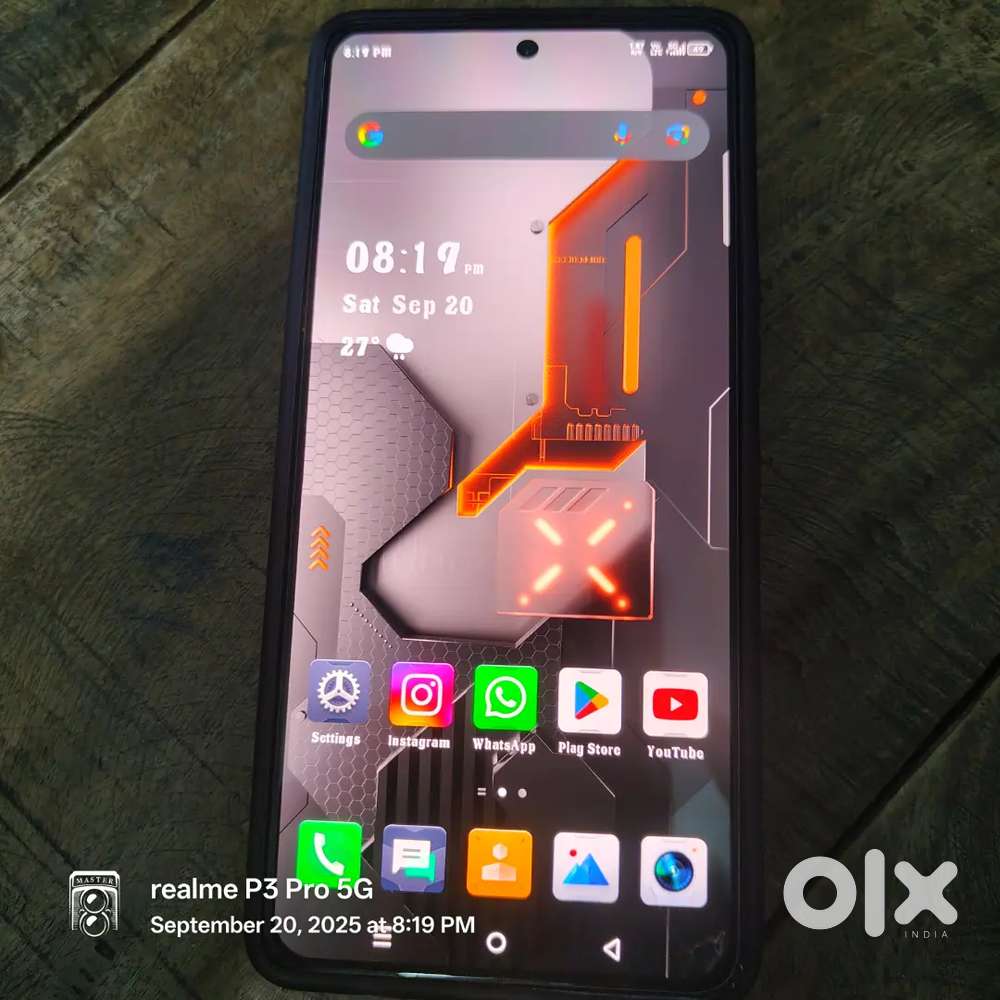 Money problem hai mobile me koi dikkat nhi h bgmi 90 fps h