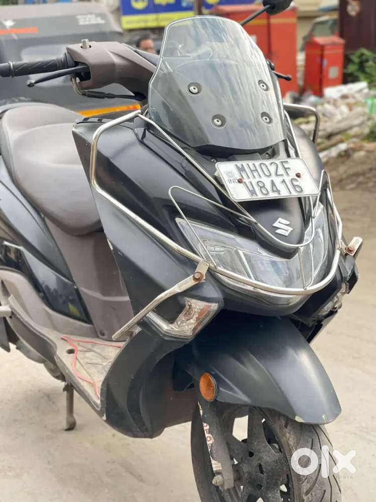 Bikes - SUZUKI BURGMAN BLUETOOTH