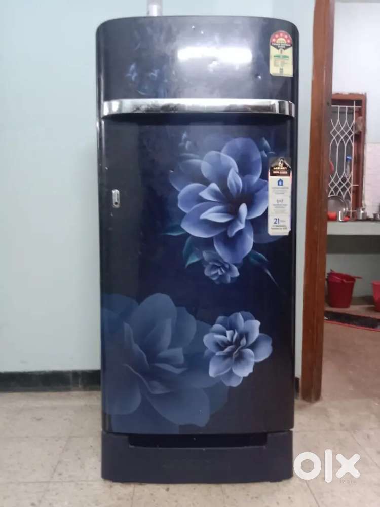 Good running condition fridge in vellakinar, coimbatore.