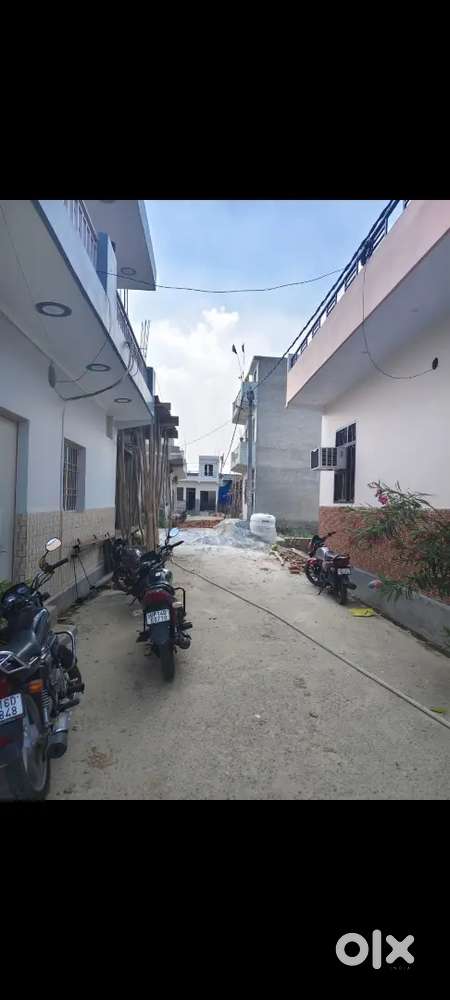 Residential plot in well maintained society