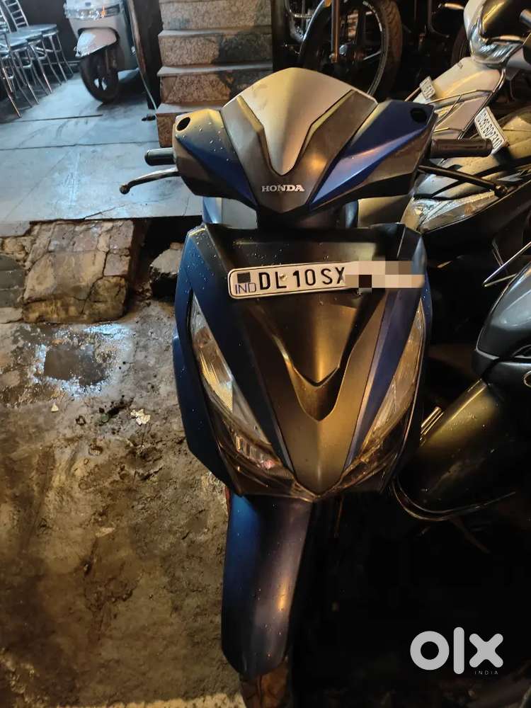 Honda grazia scooty