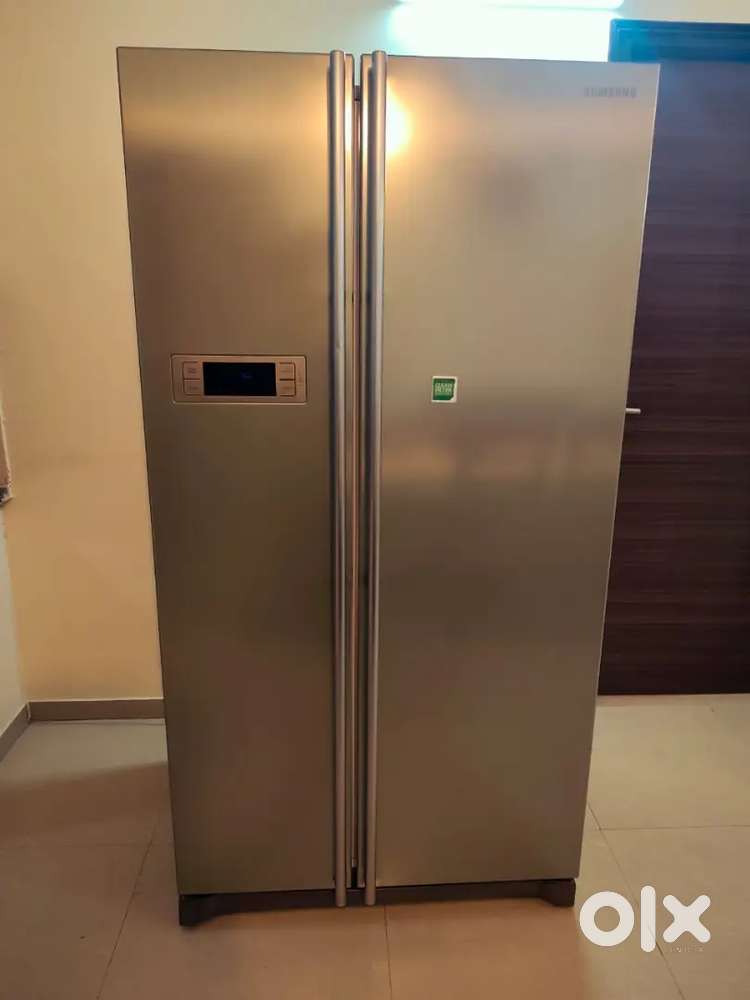 Samsung 674 Litre Frost free side by side refrigerator 5 star rating