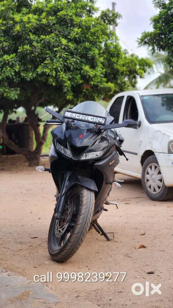 R15 v3 black addition