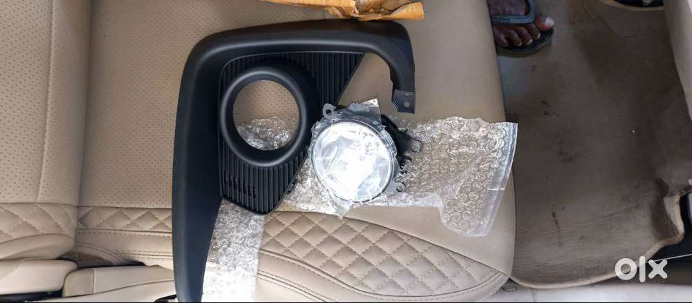 Fog lamp and fog lamp fiber cover