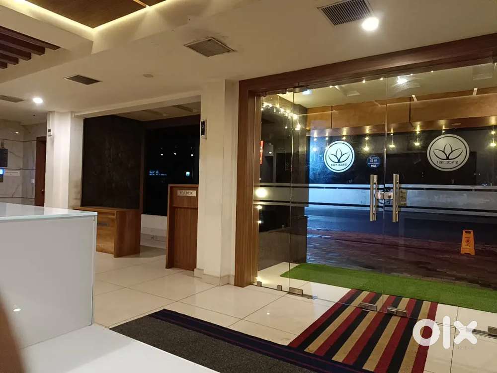 Staff Needed For 3 Star Barhotel