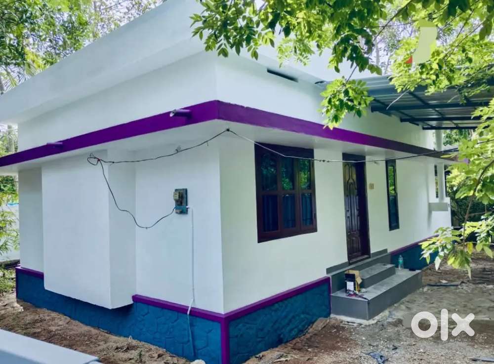 ചേർത്തല അരീപറമ്പ് ജംഗ്ഷന് സമീപം 2 bhk  28 ലക്ഷം രൂപ