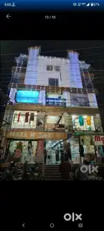 TOLET FOR SHOP IN 2 FLOOR IN COMMERCIAL BUILDING.