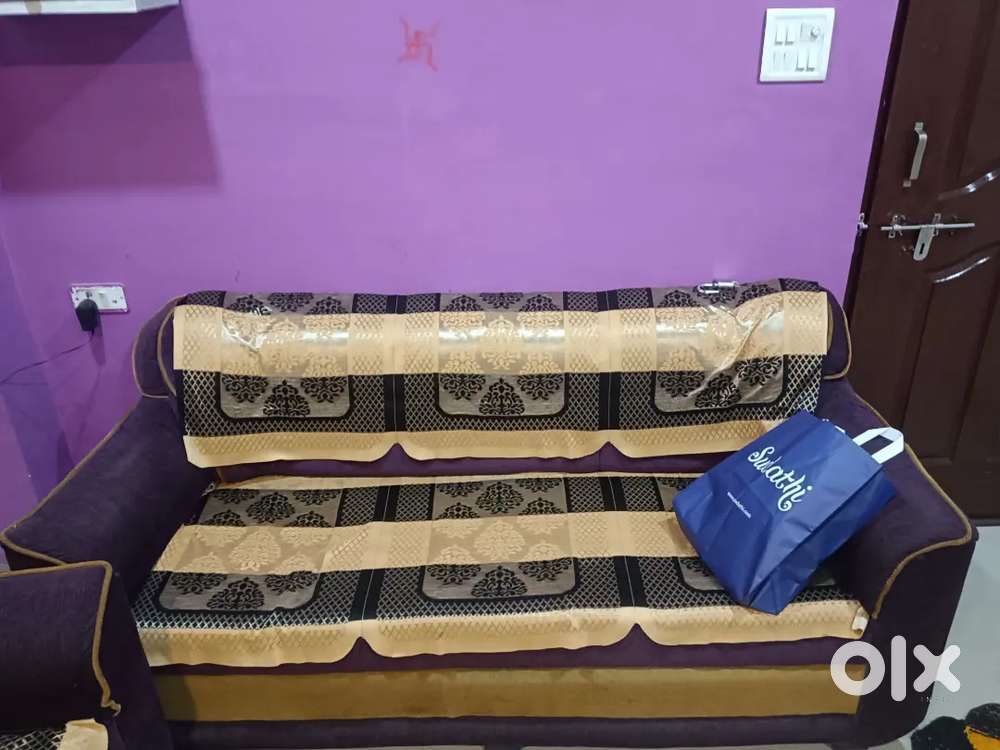 Good condition sofa with high quality fabric