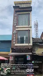 Shop for sale with three floors