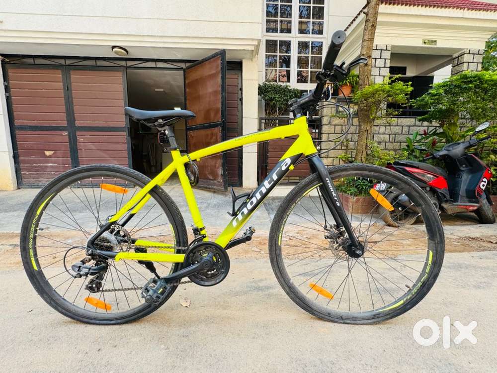 Montra Downtown Hybrid in Mint condition