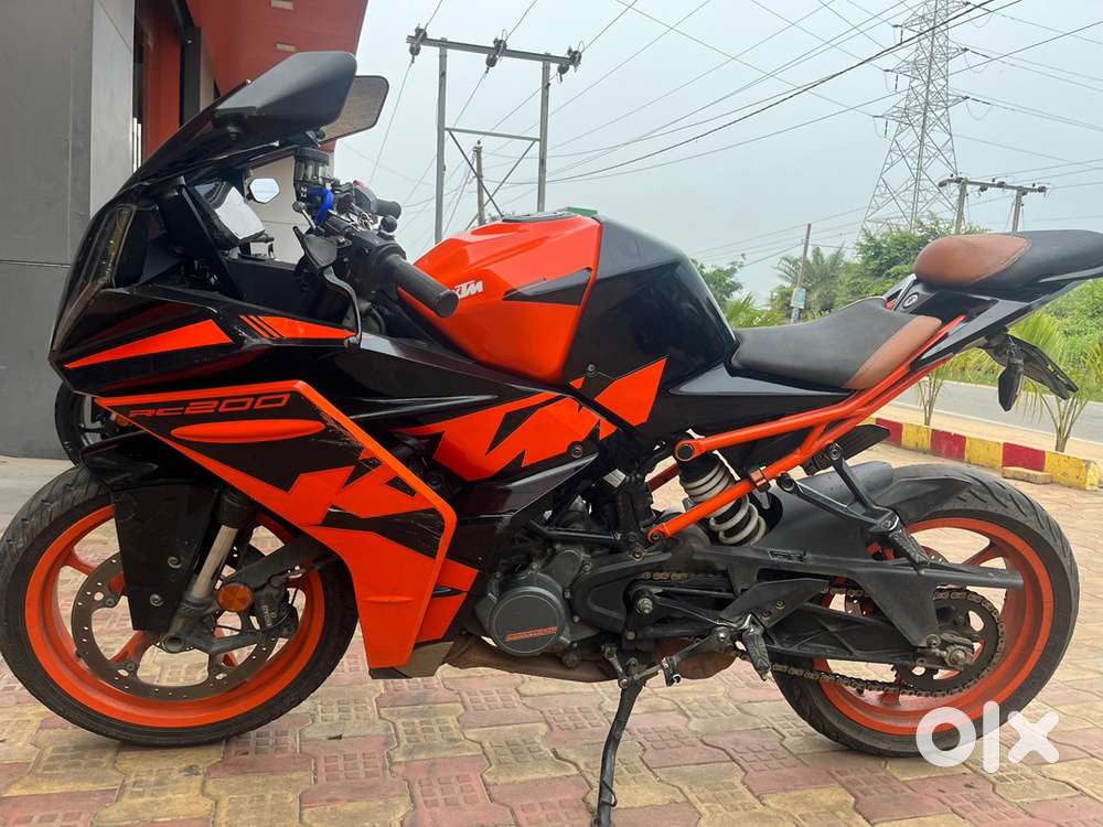 Rc 200 motogp,excellent condition with new tyre