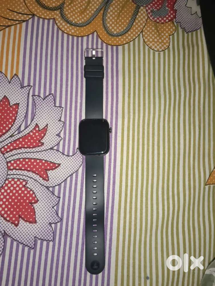 Boat smart watch it is in good condition