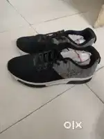 Sport shoes