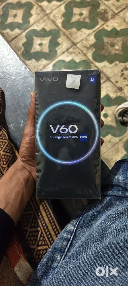 Vivo v60 8+8256gb