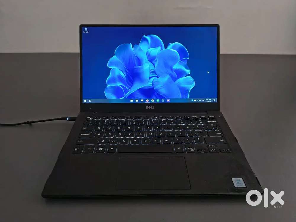 Dell XPS 13 9360 13.3 Full HD Laptop *READ DESCRIPTION