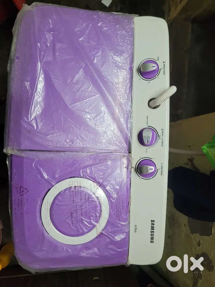 Samsung washing machine 2 years old working good condition..