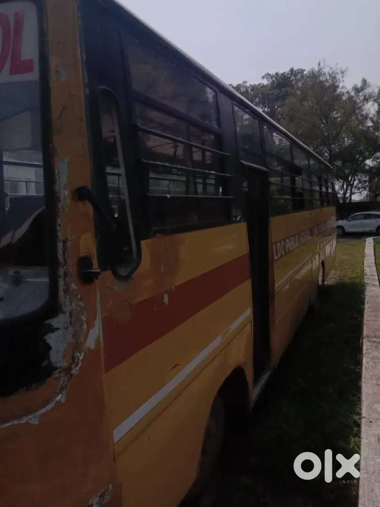 2010 modle bus for sale