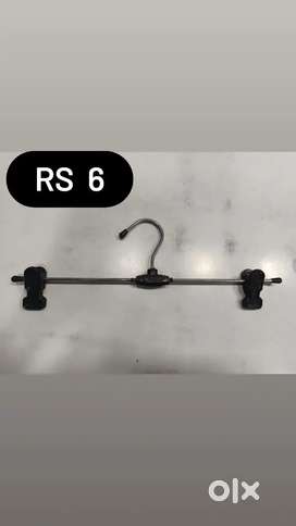 Clothes hanger