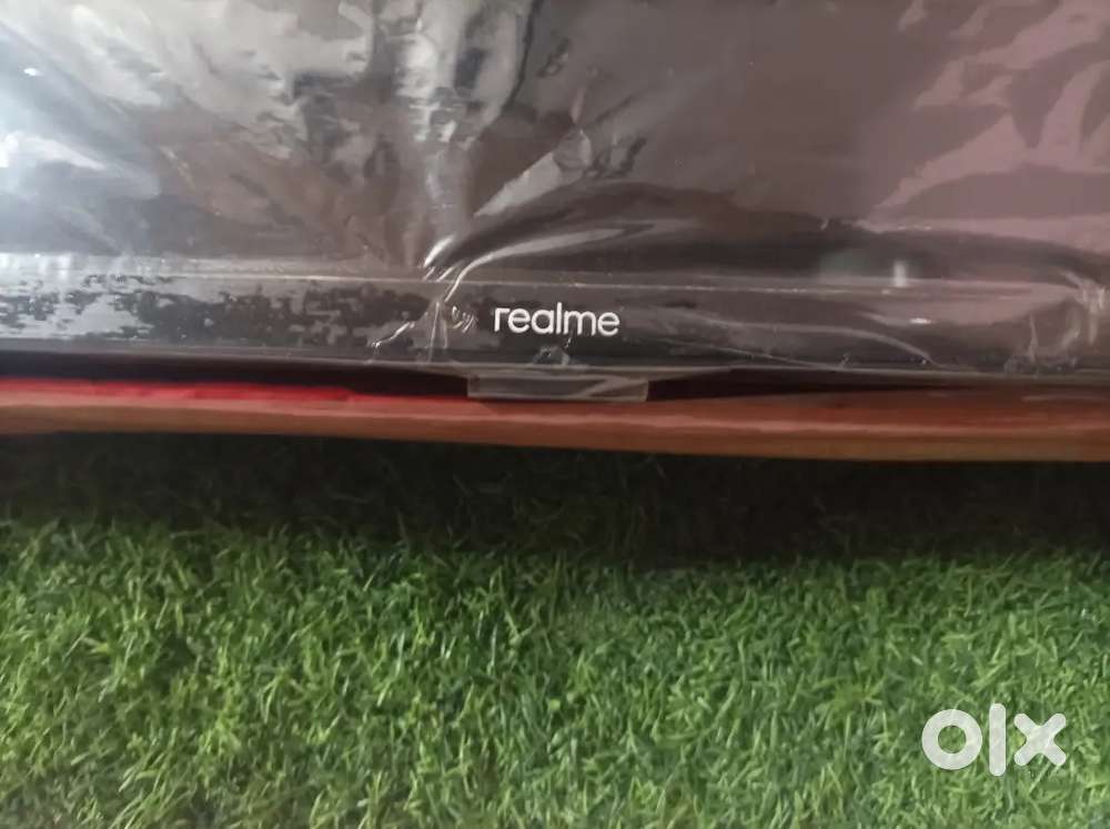 Realmi android 32inch