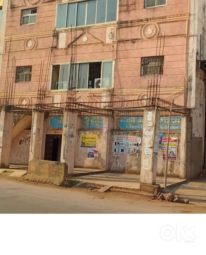 Shops / Godowns for rent / lease