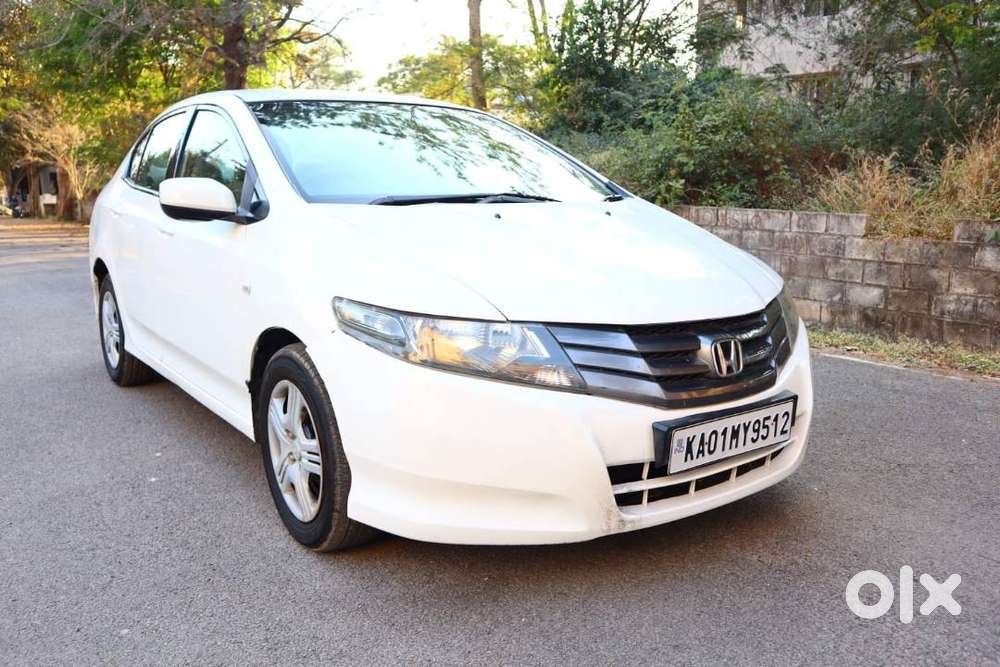 Honda city 2008 3rd owner with low driven km 79000