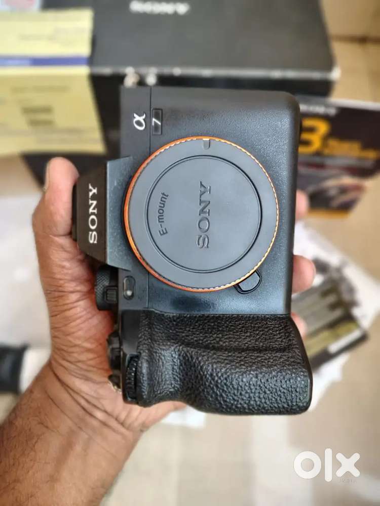Sony A7M4 (Mark4) good Condition 5000 shutter count