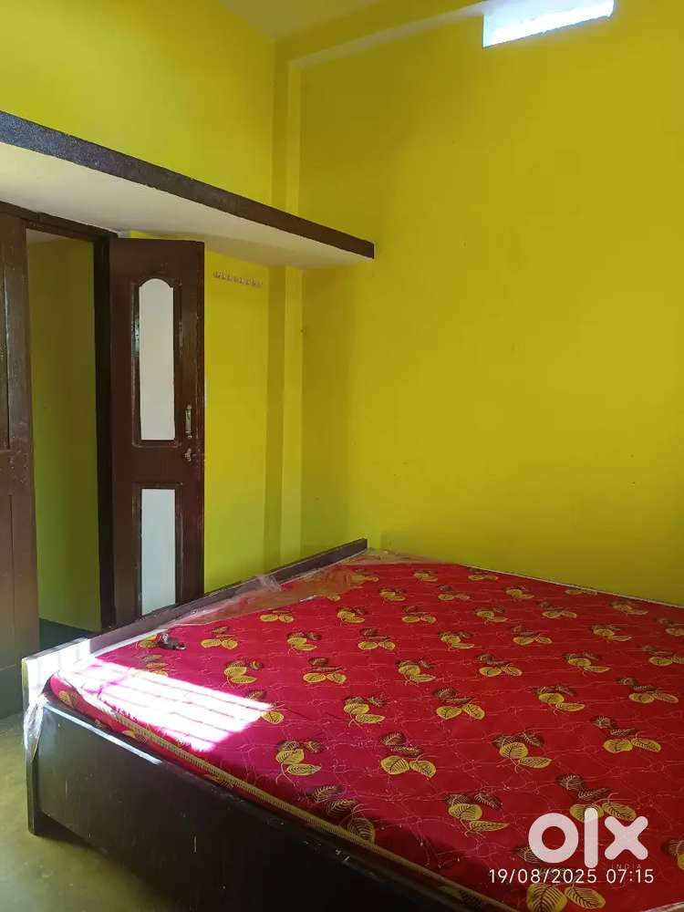 RENT always give on 1st day of month SINGLE & 2BKH ROOM IS AVAILABLE