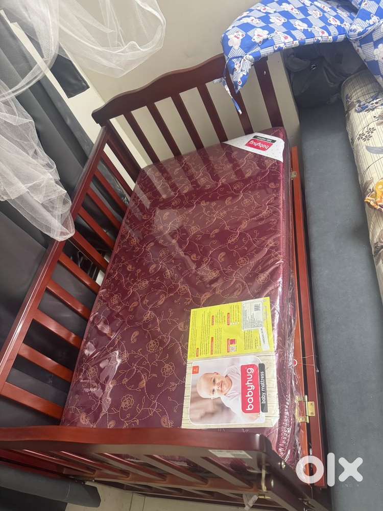 Baby Cot - brand baby hug