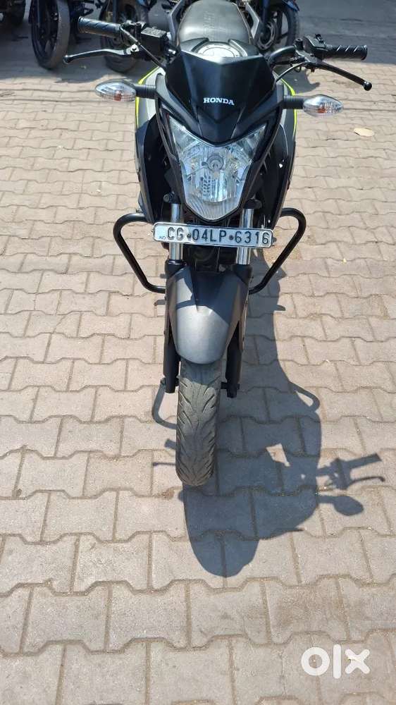 Honda Hornet 160 is available for sale in excellent condition