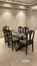 6 seater dinning table