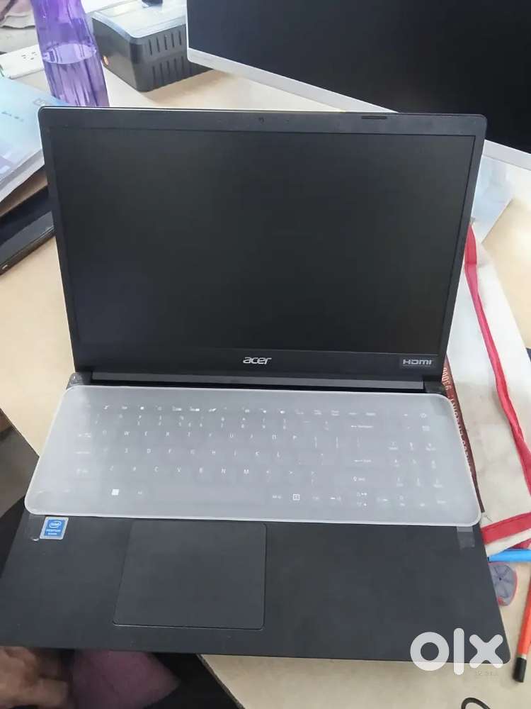 Acer laptop in good condition 1 year old laptop