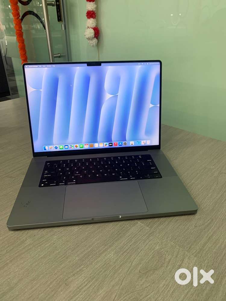Apple MacBook Pro M1 Pro 2021 32GB 1TB Bill & Warranty