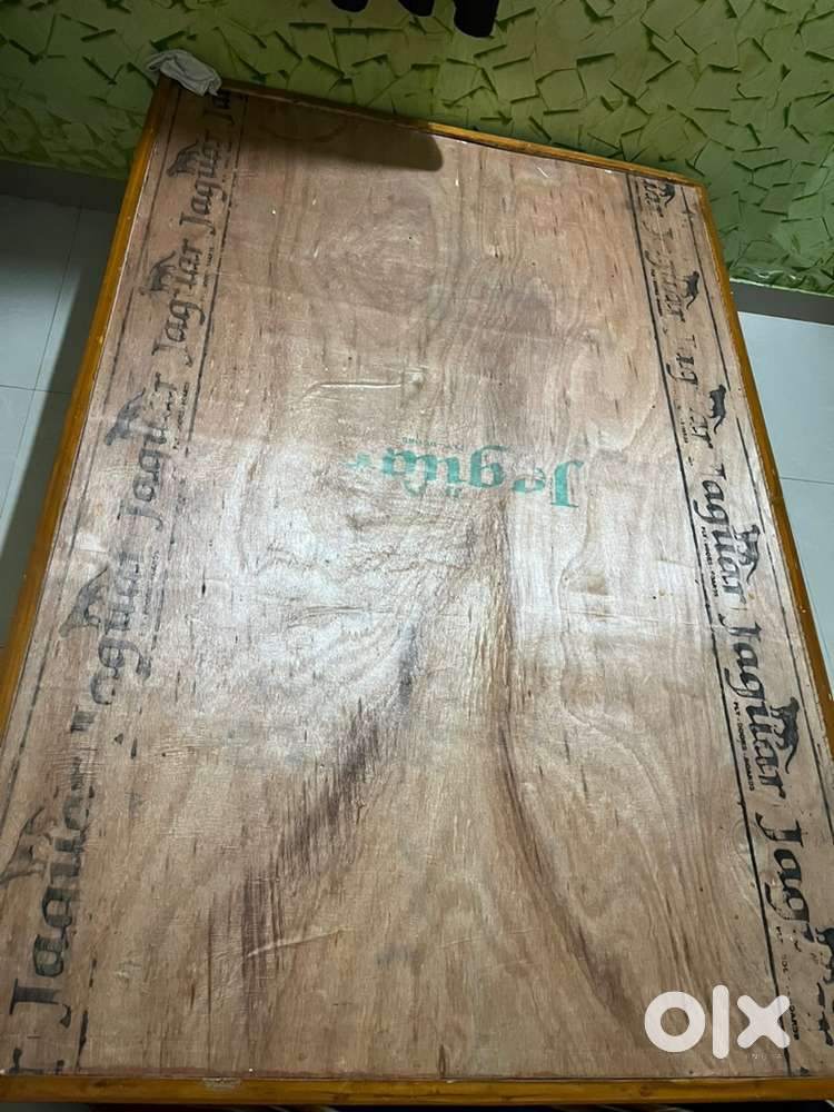 Diwan Wooden Bed 6X4