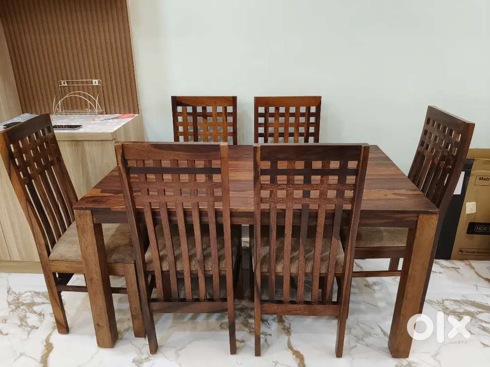 URGENT SALE...6 SEATER WOODEN DINING TABLE & BED DOUBLE KING SIZE