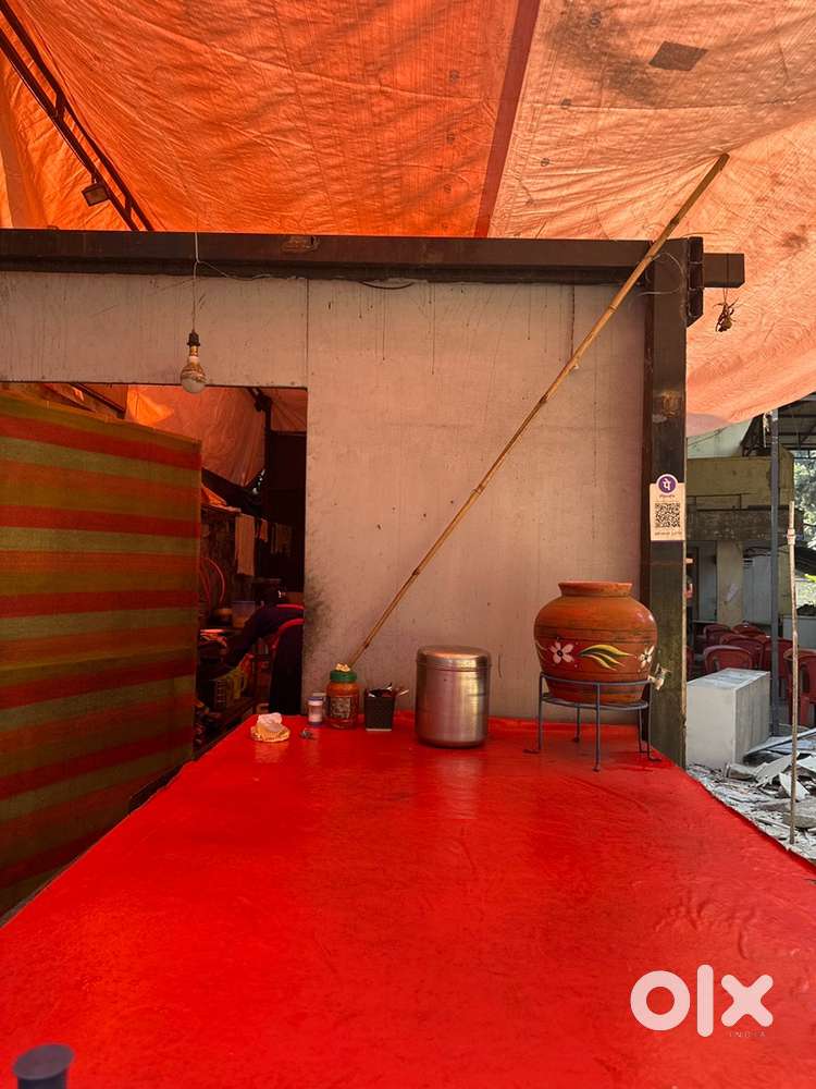 हॉटेल मधे चपाती साठी बाई पाहीजे