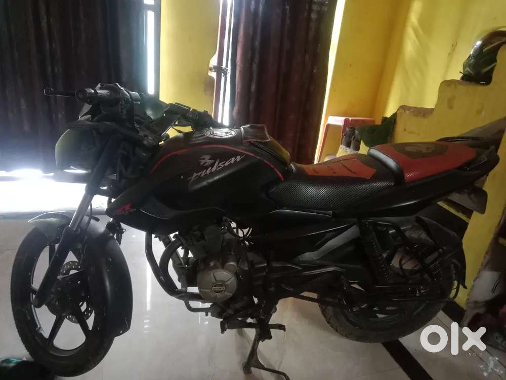 Gaadi start hai new tyre hai engine garam Ho raha hai head ka kaam hai